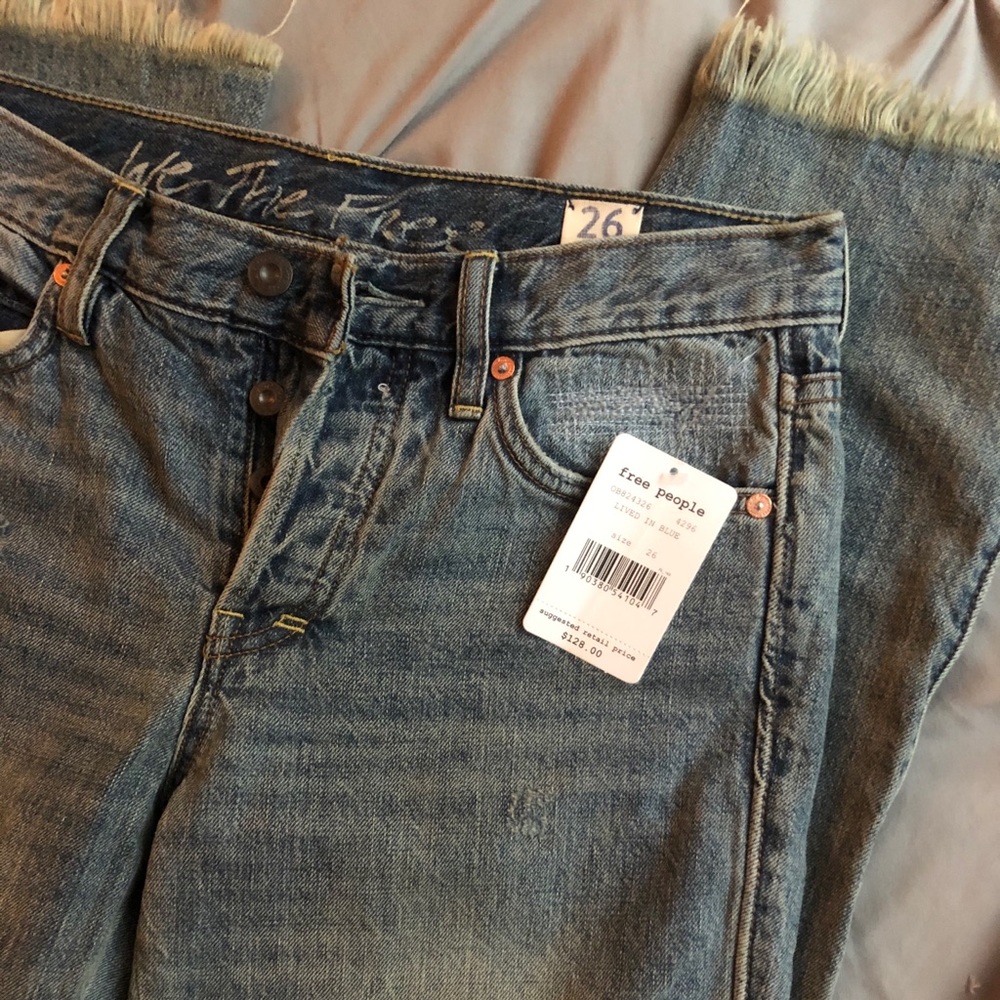 FREE PEOPLE FRAY JEANS😍😍😍 NWT